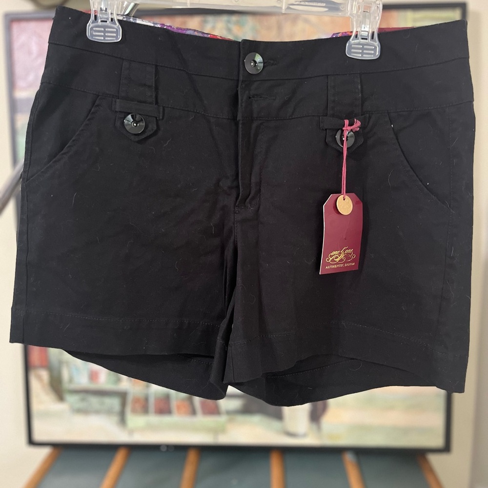 one 5 one Women's High Waist Black Shorts
